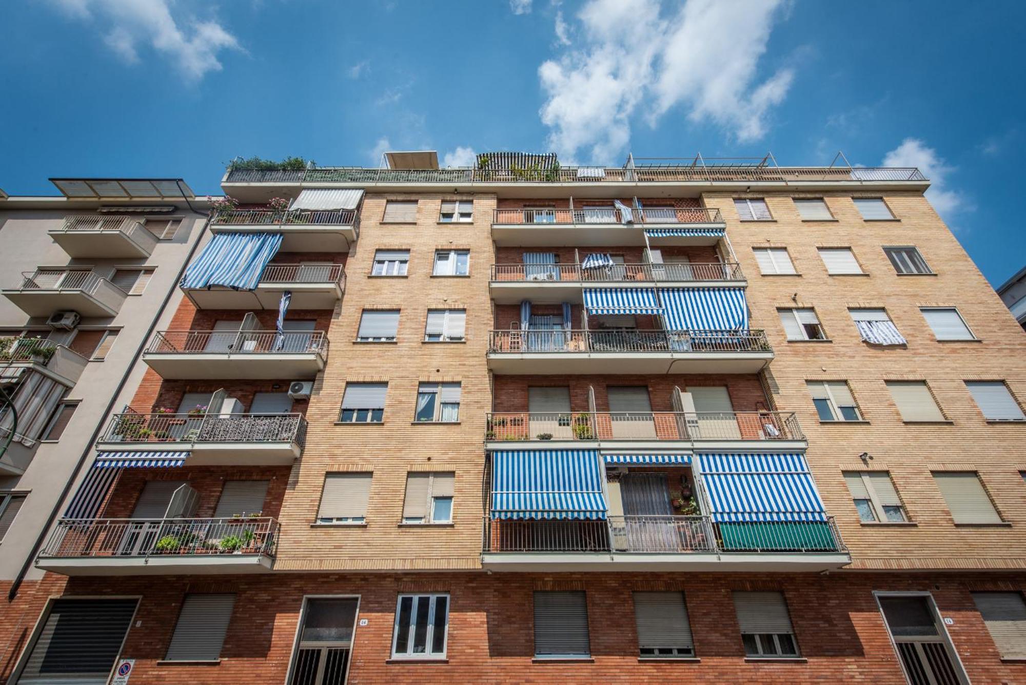 Appartamento Miraflora Torino Esterno foto